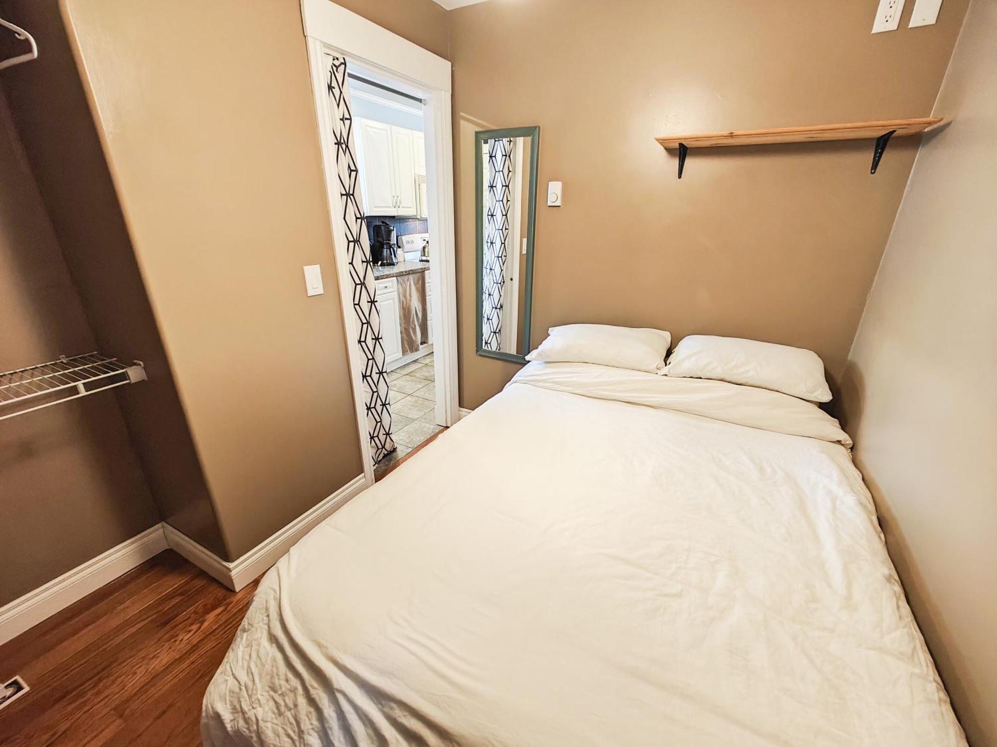 Downtown Whitehorse Apartment In Old Town Екстер'єр фото